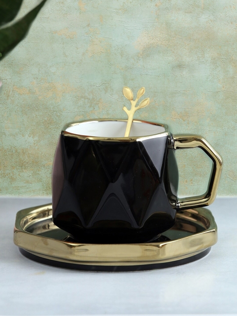 A Vintage Affair- Home Decor Black & Gold-Toned Geometric Ceramic Glossy Cup & Saucer Set
A Vintage Affair- Home Decor Black & Gold-Toned Geometric Ceramic Glossy Cup & Saucer Set