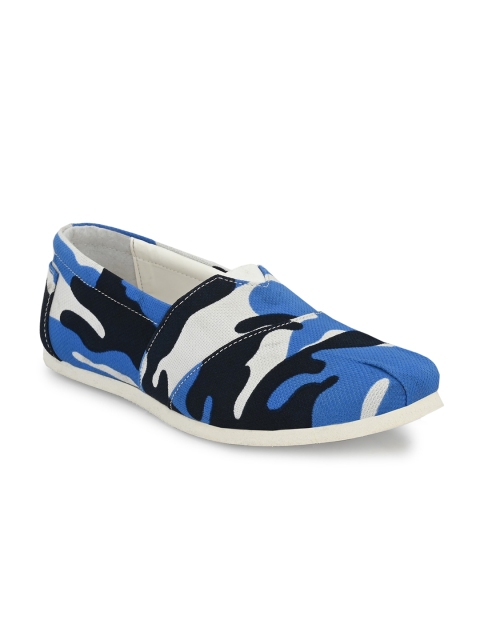 KLEAT Men Blue Slip On Lightweight Sneakers