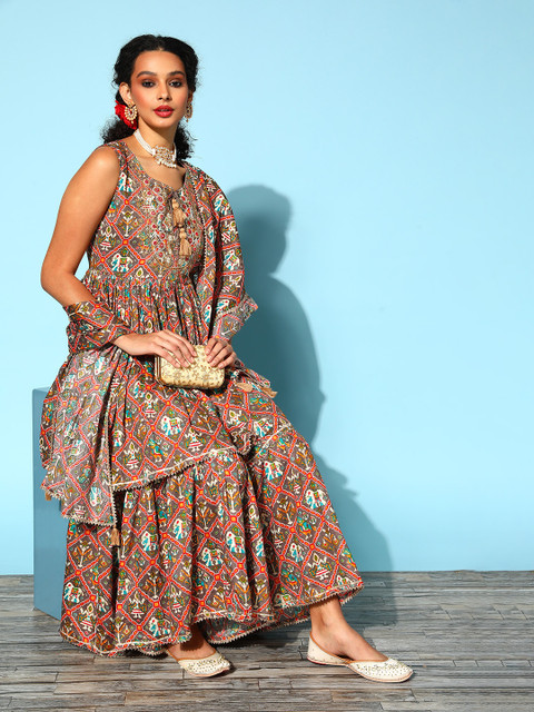 ZOLA Ethnic Motifs Pure Cotton Print Parade Kurta Set, Brown
ZOLA Ethnic Motifs Pure Cotton Print Parade Kurta Set, Brown