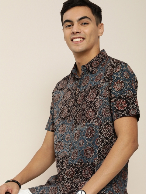 Taavi Men Multicoloured Ajrakh Printed Casual Pure Cotton Shirt With Pocket Detail, Multi
Taavi Men Multicoloured Ajrakh Printed Casual Pure Cotton Shirt With Pocket Detail, Multi