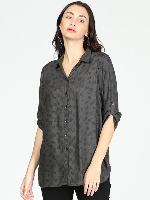 IDK Grey Print Roll-Up Sleeves Top 
IDK Grey Print Roll-Up Sleeves Top