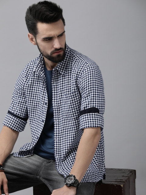 The Roadster Lifestyle Co Men Navy Blue And White Gingham Checked Pure Cotton Casual Shirt
The Roadster Lifestyle Co Men Navy Blue And White Gingham Checked Pure Cotton Casual Shirt