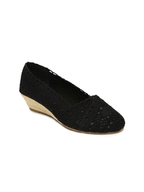Ginger by Lifestyle Women Black Woven Wedges