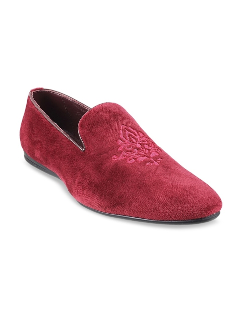 Metro Men Maroon Woven Design Loafers