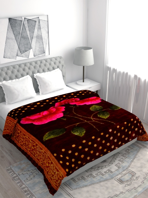 Spangle Gold-Toned & Maroon Floral Microfiber Heavy Winter 500 GSM Double Bed Blanket
Spangle Gold-Toned & Maroon Floral Microfiber Heavy Winter 500 GSM Double Bed Blanket