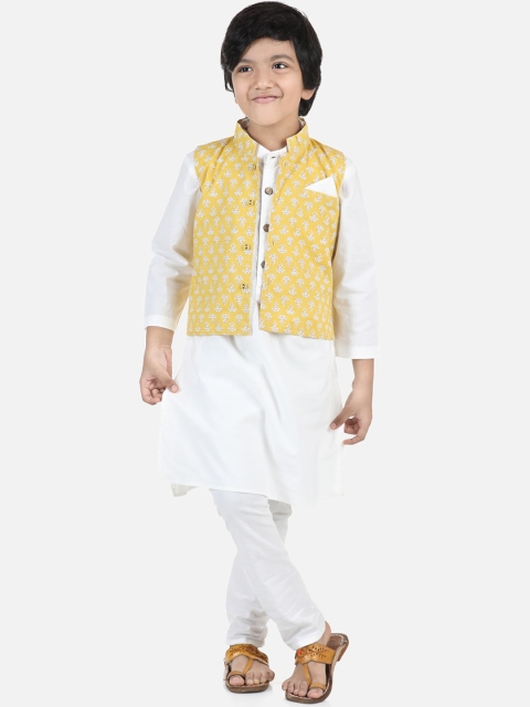 AWW HUNNIE Boys White Pure Cotton Kurta with Pyjamas & Block Print Jacket, Yellow
AWW HUNNIE Boys White Pure Cotton Kurta with Pyjamas & Block Print Jacket, Yellow