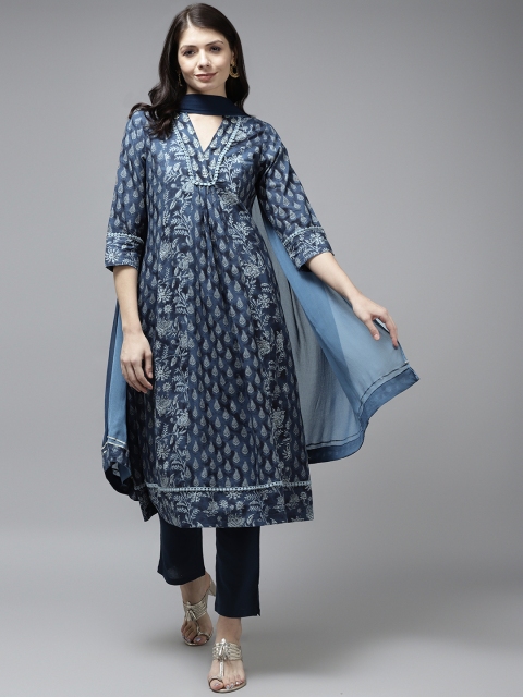 Rain & Rainbow Women Navy Blue Ethnic Motifs Printed Pure Cotton Kurta with Churidar & With Dupatta
Rain & Rainbow Women Navy Blue Ethnic Motifs Printed Pure Cotton Kurta with Churidar & With Dupatta