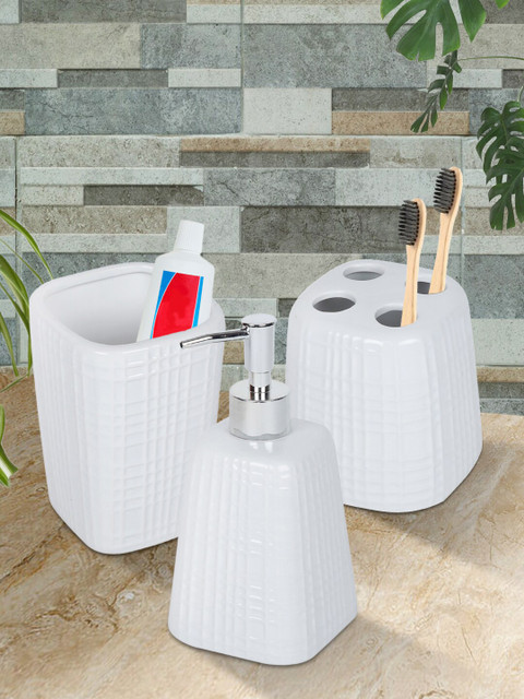 House Of Accessories Set of 3 White Bathroom Accessories
House Of Accessories Set of 3 White Bathroom Accessories