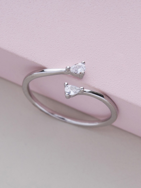 Kushal's Fashion Jewellery Rhodium-Plated Silver-Toned White CZ-Studded Adjustable Finger Ring
Kushal's Fashion Jewellery Rhodium-Plated Silver-Toned White CZ-Studded Adjustable Finger Ring