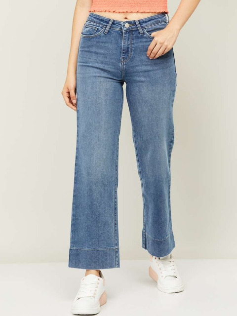 Xpose Women Blue Comfort Wide Leg High-Rise Low Distress Light Fade Stretchable Jeans
Xpose Women Blue Comfort Wide Leg High-Rise Low Distress Light Fade Stretchable Jeans