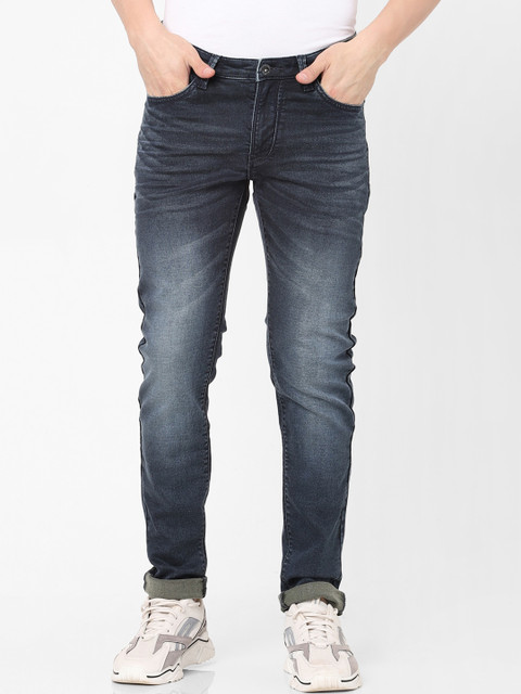 Celio Men Blue Straight Fit Heavy Fade Jeans 
Celio Men Blue Straight Fit Heavy Fade Jeans