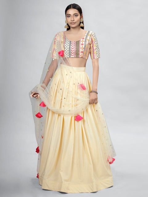 DRESSTIVE Gold-Toned & Fuchsia Embroidered Thread Work Semi-Stitched Lehenga & Unstitched Blouse With
DRESSTIVE Gold-Toned & Fuchsia Embroidered Thread Work Semi-Stitched Lehenga & Unstitched Blouse With