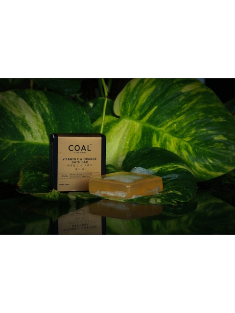 COAL CLEAN BEAUTY Bathing Soap Set - 1 Honey & Saffron + 1 Vitamin C & Orange - 100g Each, Beige
COAL CLEAN BEAUTY Bathing Soap Set - 1 Honey & Saffron + 1 Vitamin C & Orange - 100g Each, Beige