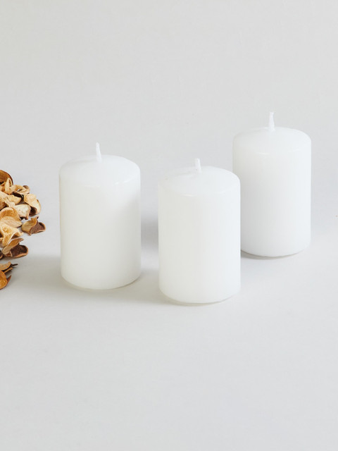 Home Centre Set of 3 White Solid Wax Candles
Home Centre Set of 3 White Solid Wax Candles