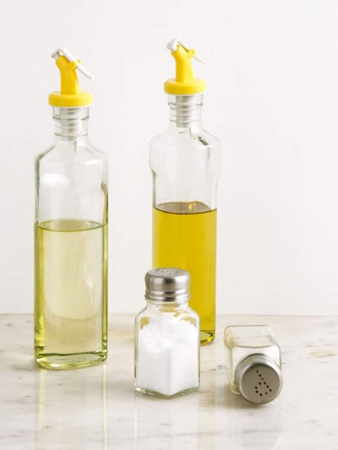 Home Centre Set of 4 Transparent & Yellow Solid Glass Oil Bottle With Salt & Pepper Container
Home Centre Set of 4 Transparent & Yellow Solid Glass Oil Bottle With Salt & Pepper Container
