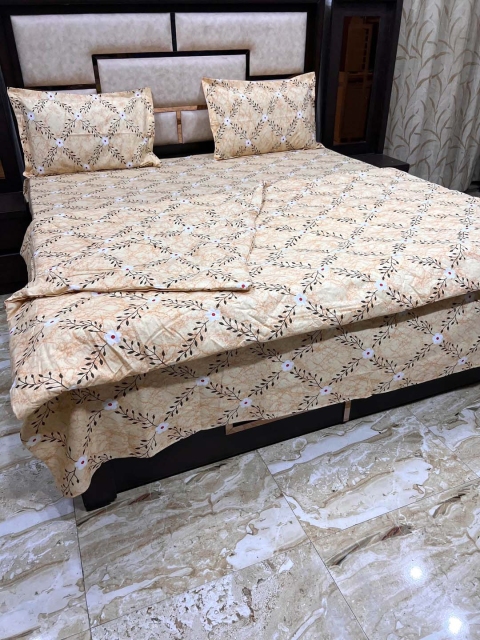Pure Decor Peach & Black Printed Pure Cotton King Size Bedding Set