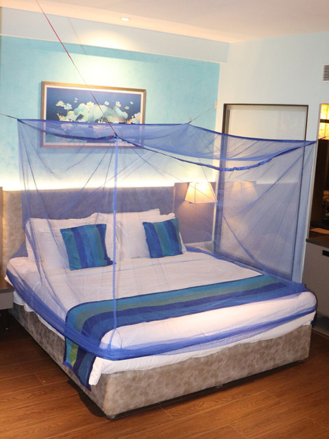 Silver Shine Blue Solid Foldable Mosquito Nets 
Silver Shine Blue Solid Foldable Mosquito Nets