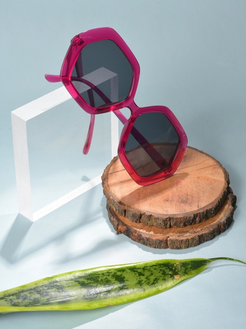 HAUTE SAUCE by Campus Sutra Women Black Lens & Pink Wayfarer Sunglasses with UV Protected Lens
HAUTE SAUCE by Campus Sutra Women Black Lens & Pink Wayfarer Sunglasses with UV Protected Lens