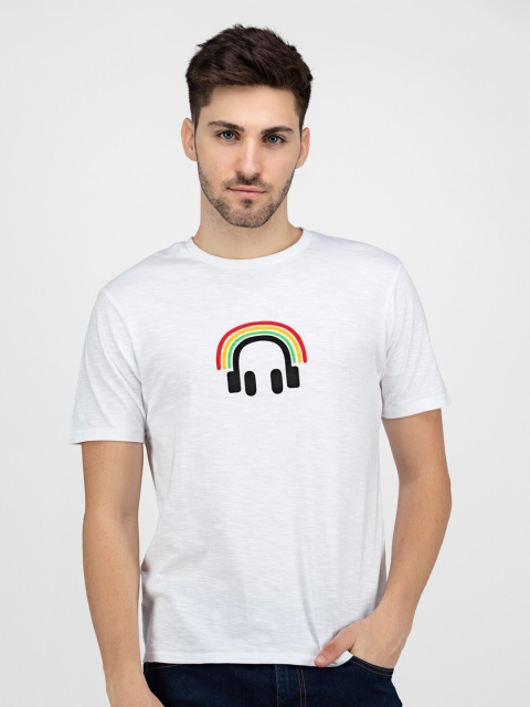 MensXP Basics Men White Typography Printed Slim Fit T-shirt