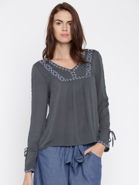 Vero Moda Women Grey Self Design Top