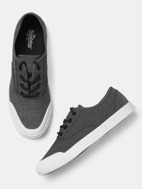 Roadster Men Grey Sneakers