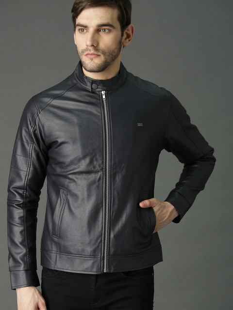 Roadster Men Navy Blue Solid Tailored Jacket
Roadster Men Navy Blue Solid Tailored Jacket