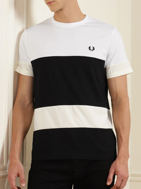 Fred Perry Men Black Colourblocked Applique T-shirt 
Fred Perry Men Black Colourblocked Applique T-shirt