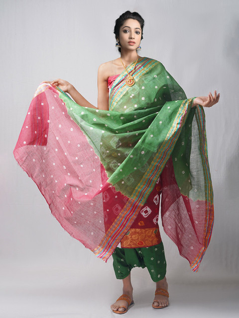 Unnati Silks Maroon & Green Dyed Pure Cotton Unstitched Dress Material
Unnati Silks Maroon & Green Dyed Pure Cotton Unstitched Dress Material