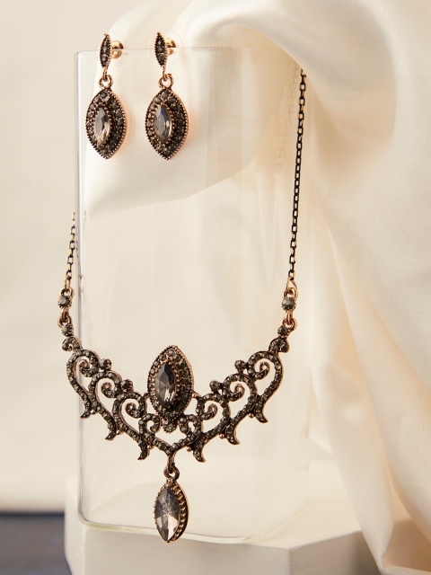 SOHI Women Brown Jewellery Set