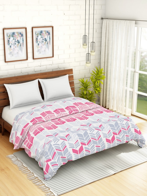 CORE Designed by SPACES White & Grey Geometric AC Room 150 GSM Double Bed Comforter
CORE Designed by SPACES White & Grey Geometric AC Room 150 GSM Double Bed Comforter
