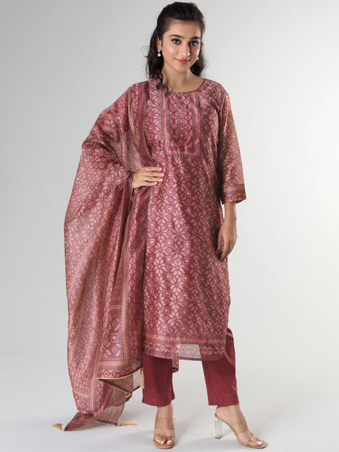 taruni Women Maroon Ethnic Motifs Angrakha Mirror Work Chanderi Cotton Kurti with Skirt
taruni Women Maroon Ethnic Motifs Angrakha Mirror Work Chanderi Cotton Kurti with Skirt
