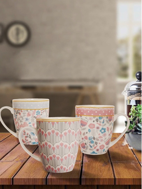 House Of Accessories Pink & White Floral Printed Ceramic Glossy Set of 3 Cups and Mugs
House Of Accessories Pink & White Floral Printed Ceramic Glossy Set of 3 Cups and Mugs