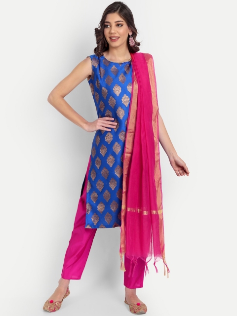 VredeVogel Women Blue Ethnic Motifs Printed Pure Cotton Kurta with Trousers & Dupatta
VredeVogel Women Blue Ethnic Motifs Printed Pure Cotton Kurta with Trousers & Dupatta