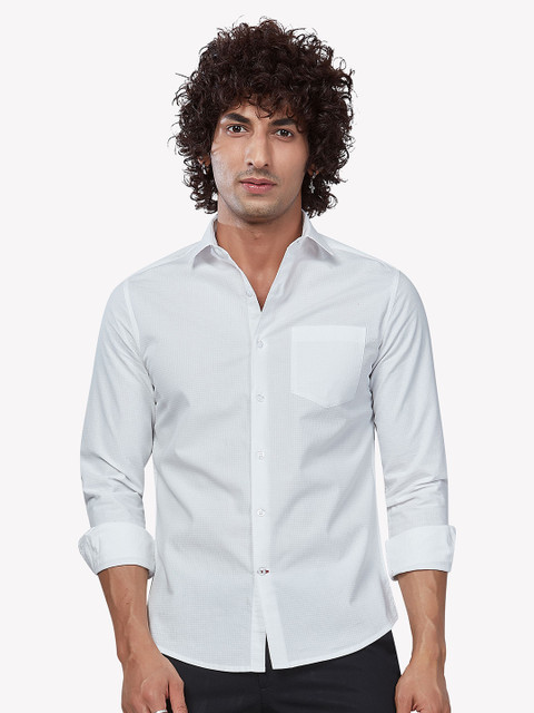 VASTRADO Men White Casual Shirt 
VASTRADO Men White Casual Shirt