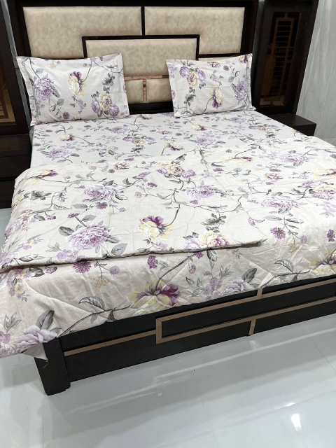Pure Decor Set Of 4 Purple & White Floral Printed Cotton 250 TC Double King Bedding Set
Pure Decor Set Of 4 Purple & White Floral Printed Cotton 250 TC Double King Bedding Set