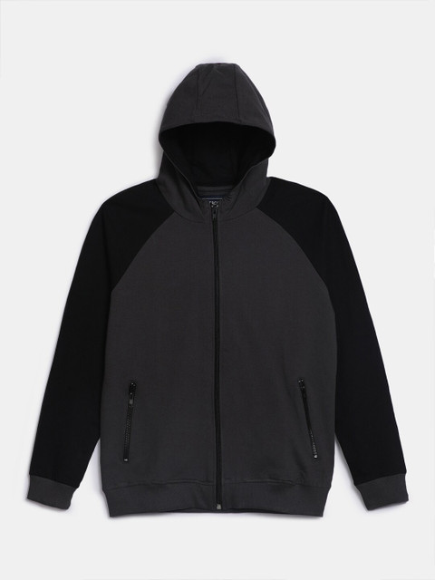 V-Mart Boys Grey Melange T-shirt
V-Mart Boys Grey Melange T-shirt