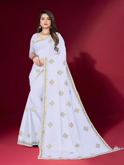 Sidhidata Women White & Gold-Toned Embroidered Kota Saree 
Sidhidata Women White & Gold-Toned Embroidered Kota Saree
