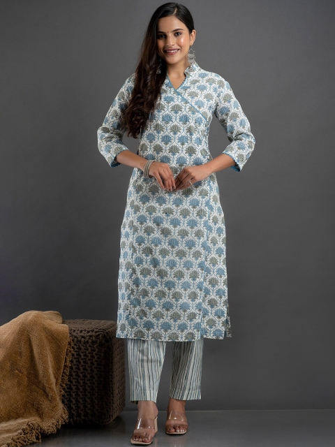 Kesarya Women Blue Ethnic Motifs Printed Angrakha Pure Cotton Kurta with Trousers & With Dupatta
Kesarya Women Blue Ethnic Motifs Printed Angrakha Pure Cotton Kurta with Trousers & With Dupatta