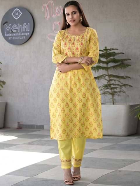 Meeranshi Women Yellow Ethnic Motifs Printed Pure Cotton Kurta Set