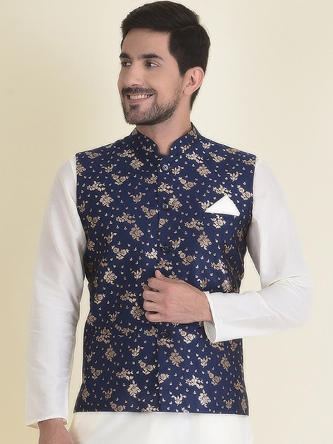 DEYANN Men White Kurta with Pyjamas With Nehru Jacket