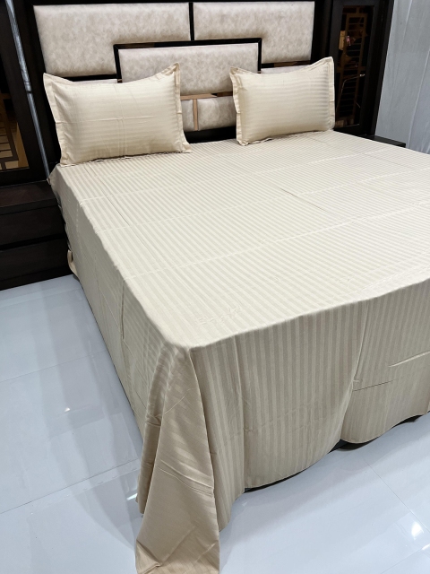 Pure Decor Beige Cotton 380 TC Imperial King Superfine Bedsheet with 2 Pillow Covers
Pure Decor Beige Cotton 380 TC Imperial King Superfine Bedsheet with 2 Pillow Covers