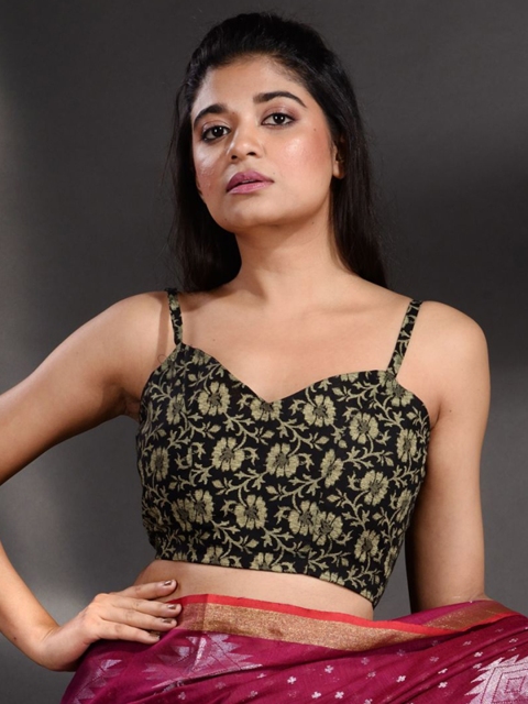 Charukriti Black & Gold-coloured Printed Cotton Saree Blouse