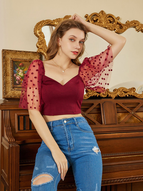 URBANIC Women Burgundy Sweetheart Neck Crop Top
URBANIC Women Burgundy Sweetheart Neck Crop Top