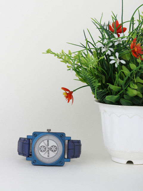 FLUID Men White Embellished Dial & Blue Leather Bracelet Style Straps Analogue Watch FL-022-WH02
FLUID Men White Embellished Dial & Blue Leather Bracelet Style Straps Analogue Watch FL-022-WH02