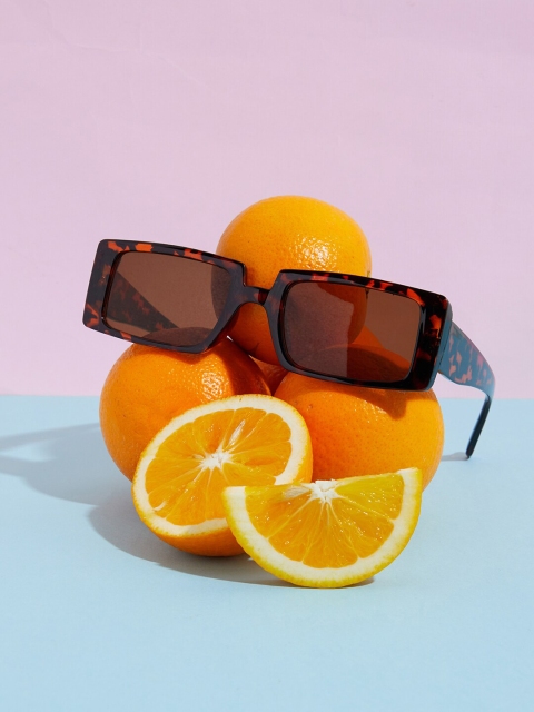 HAUTE SAUCE by Campus Sutra Women Black Lens & Black Rectangle Sunglasses with Polarised Lens
HAUTE SAUCE by Campus Sutra Women Black Lens & Black Rectangle Sunglasses with Polarised Lens