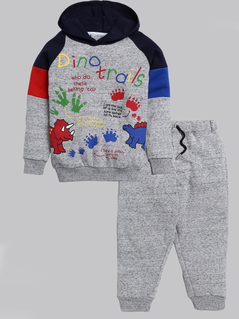 YK Boys Grey Melange & Navy Blue Printed Cotton Blend Hooded T-shirt with Trousers Set
YK Boys Grey Melange & Navy Blue Printed Cotton Blend Hooded T-shirt with Trousers Set