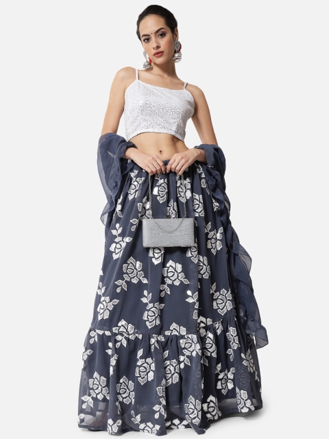 studio rasa Grey & White Embroidered Sequinned Ready to Wear Lehenga & Blouse With Dupatta
studio rasa Grey & White Embroidered Sequinned Ready to Wear Lehenga & Blouse With Dupatta
