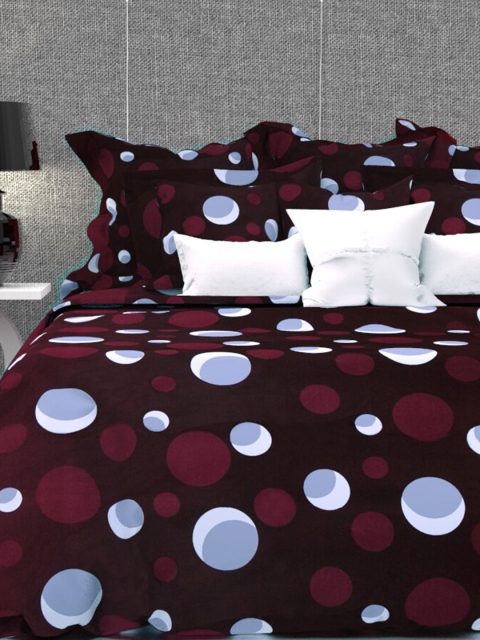 THE WHITE MOSS Brown & Maroon Geometric 160 TC Cotton King Bedsheet with 2 Pillow Covers
THE WHITE MOSS Brown & Maroon Geometric 160 TC Cotton King Bedsheet with 2 Pillow Covers