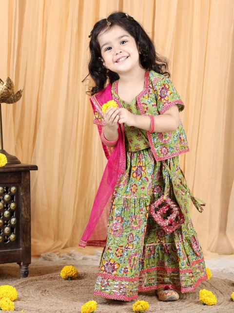 kidcetra Girls Green & Pink Printed Ready to Wear Lehenga & Blouse With Dupatta
kidcetra Girls Green & Pink Printed Ready to Wear Lehenga & Blouse With Dupatta