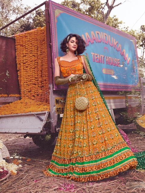 ODETTE Mustard & Green Embroidered Thread Work Semi-Stitched Lehenga & Unstitched Blouse With Dupatta
ODETTE Mustard & Green Embroidered Thread Work Semi-Stitched Lehenga & Unstitched Blouse With Dupatta